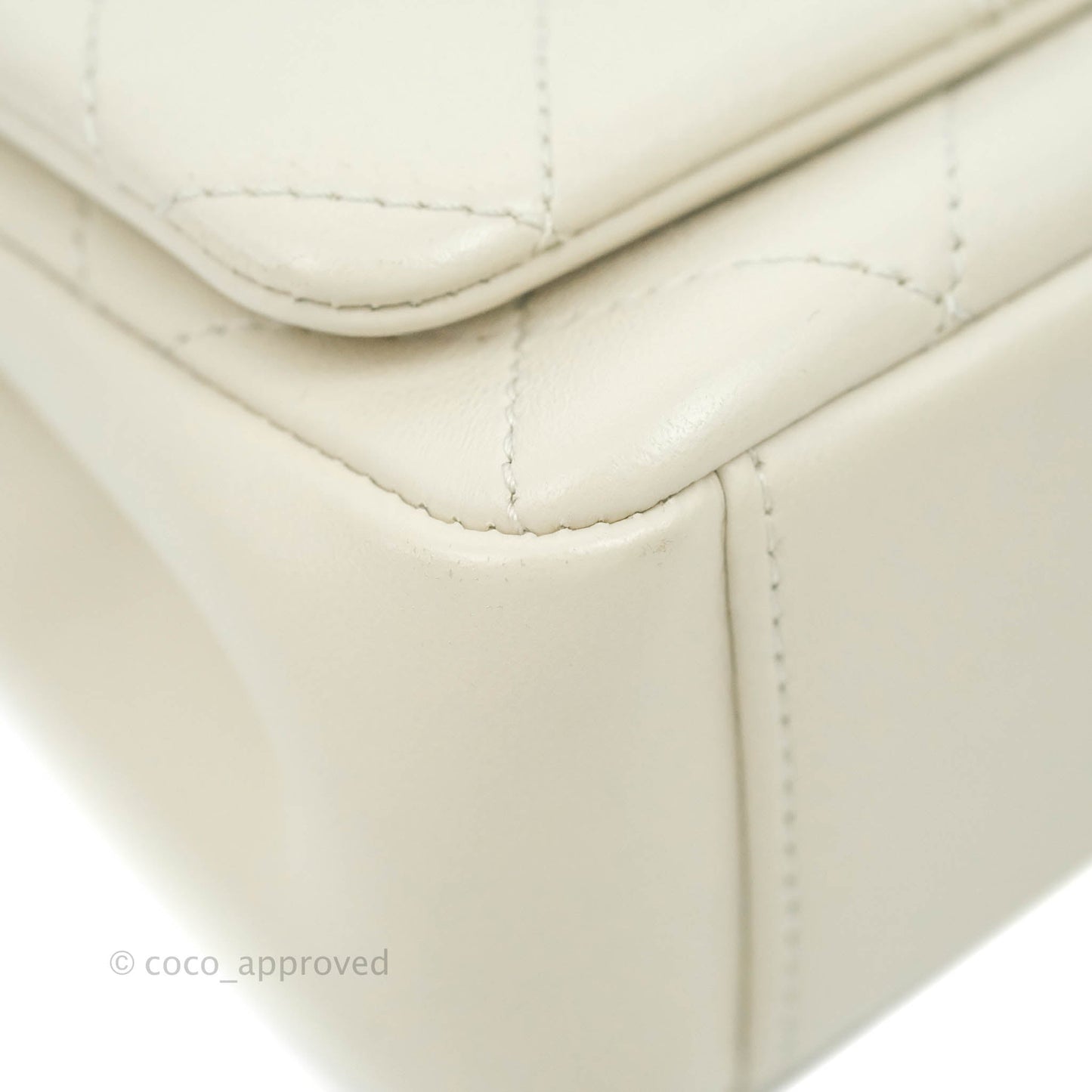 Chanel Flat Quilted Flap Bag Lambskin & Gold-Tone Ivory