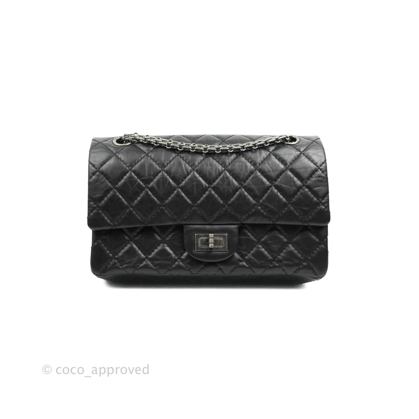 Chanel Reissue 225 Quilted Aged Calfskin Black Ruthenium Hardware