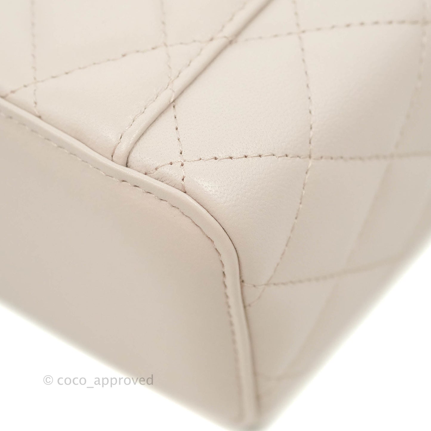 Chanel Vanity with Pearl Crush Chain Pale Lilac Pink Lambskin Aged Gold Hardware