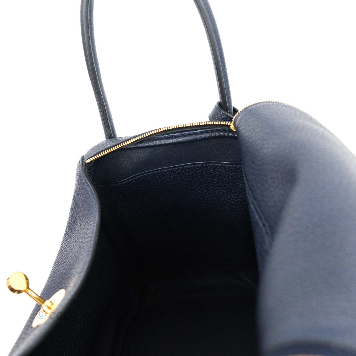 Hermès Lindy 26 Taurillion Clemence Bleu Nuit 2Z Gold Hardware