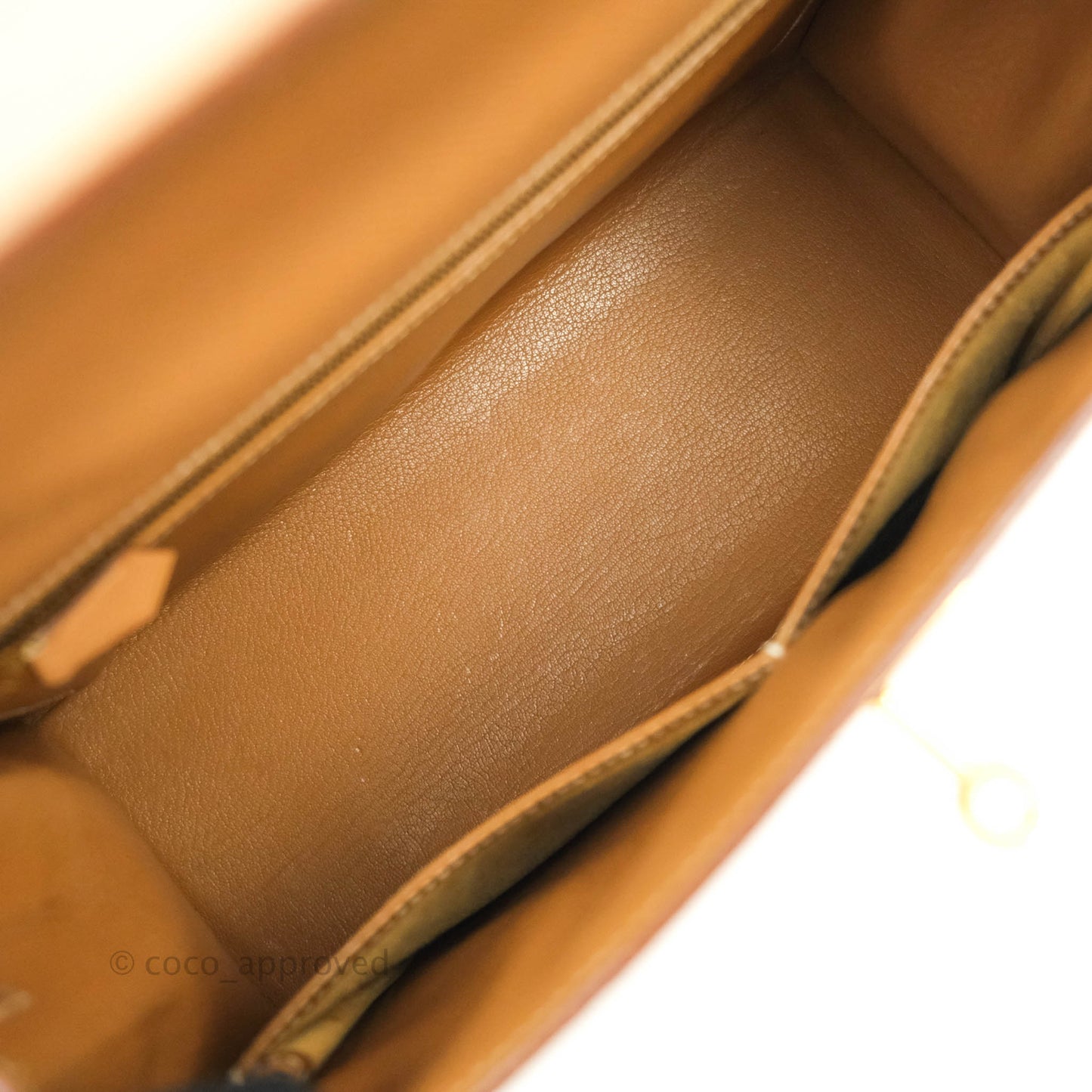 Hermès Vintage Kelly 28 Gold Natural Courchevel Sellier Gold Hardware