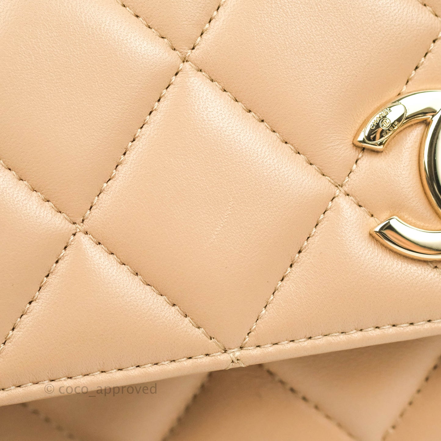 Chanel Trendy CC Small Beige Lambskin Gold Hardware 22S