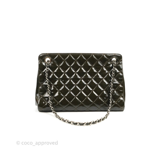 Chanel CC Tote Quilted Dark Green Patent Silver Hardware
