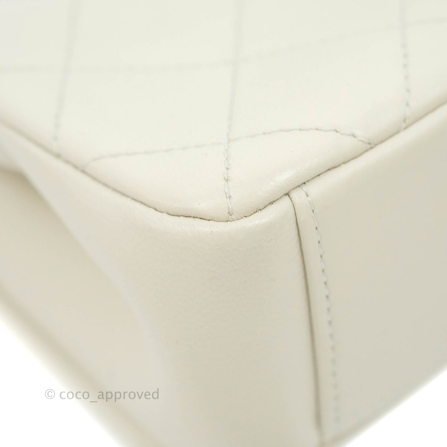 Chanel Flat Quilted Flap Bag Lambskin & Gold-Tone Ivory