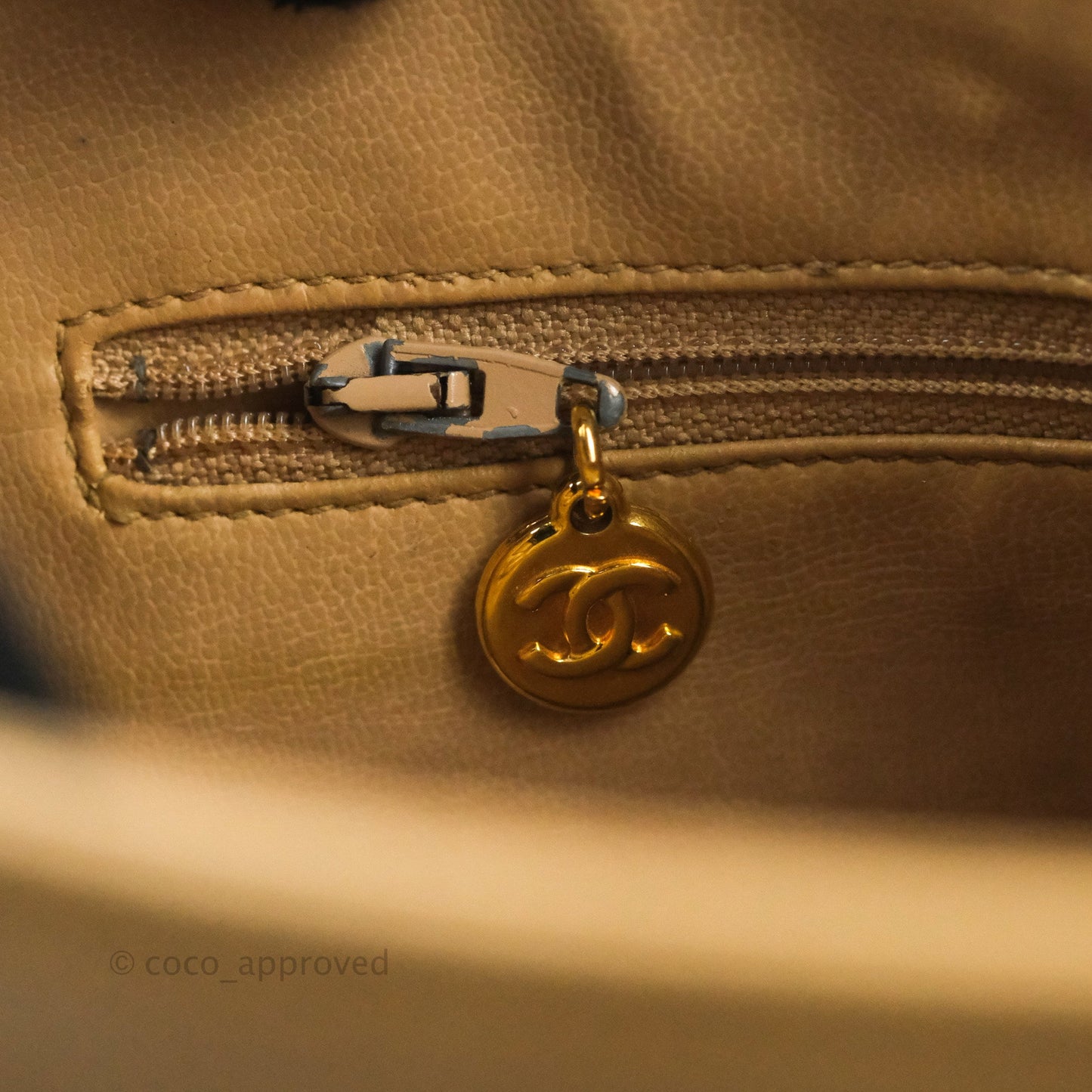 Chanel Vintage Tote Beige Caviar 24K Gold Hardware