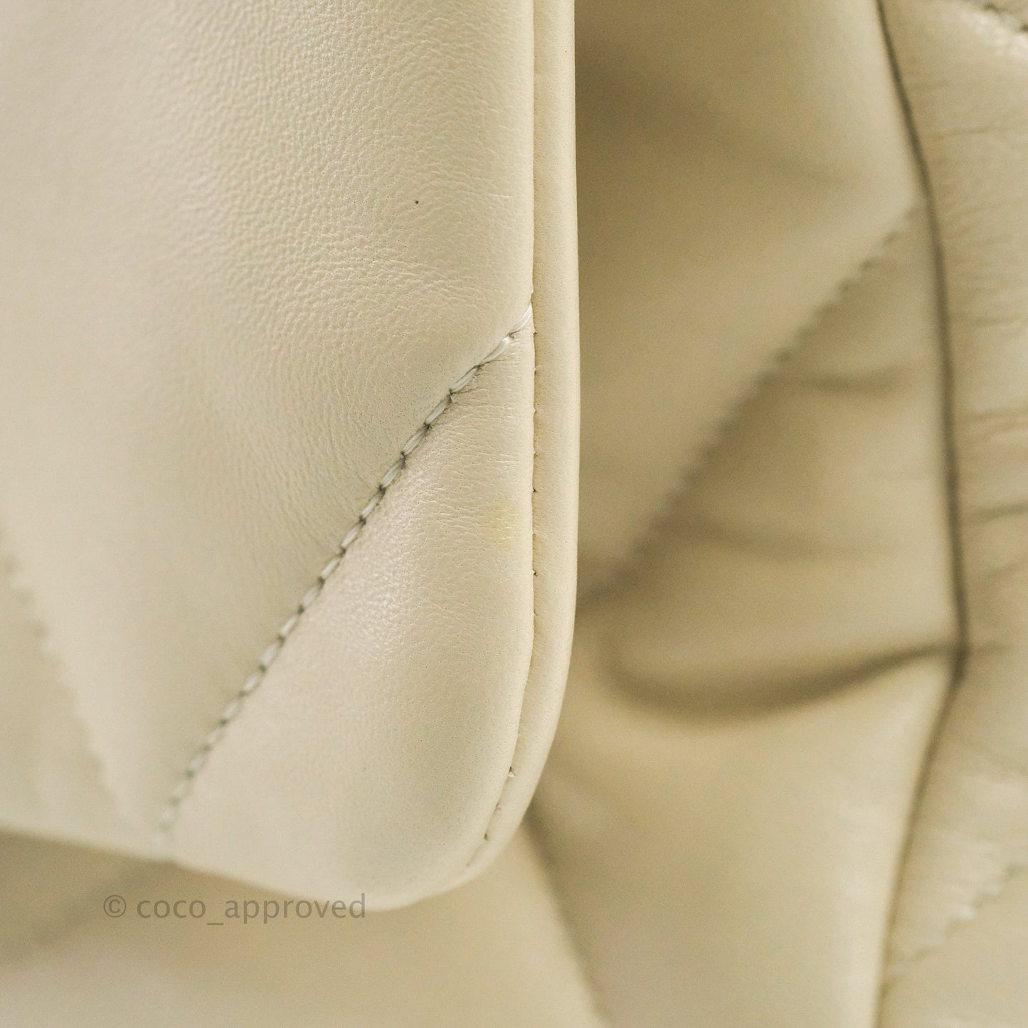 Chanel 19 Medium Ivory Mixed Hardware