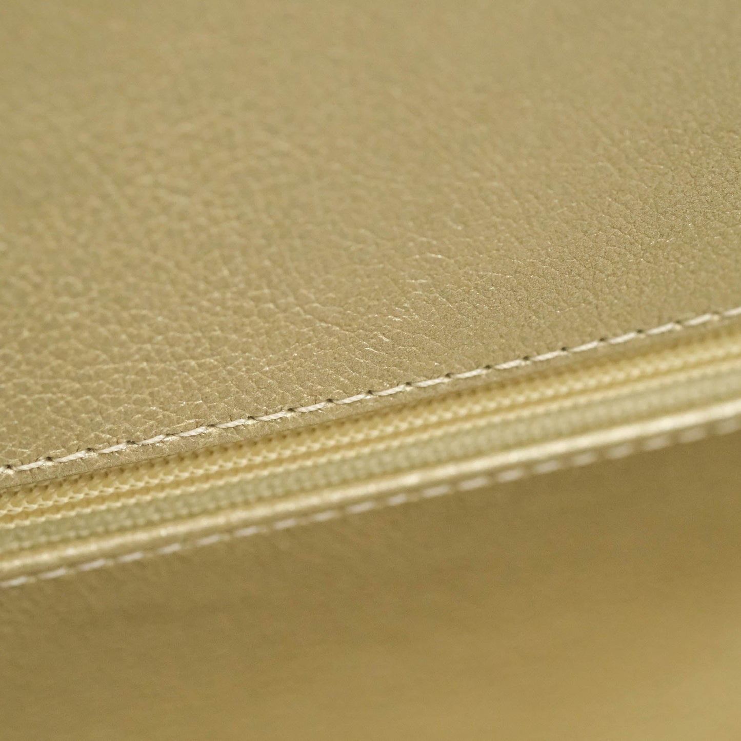 Chanel Classic M/L Medium Double Flap Woven Reed Aged Gold Hardware