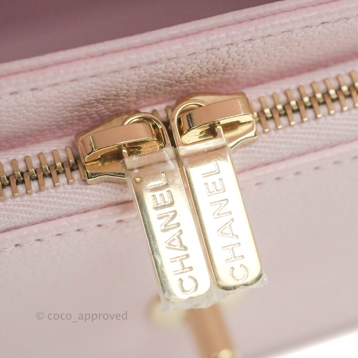 Chanel Quilted Small Business Affinity Flap Pink Caviar Gold Hardware