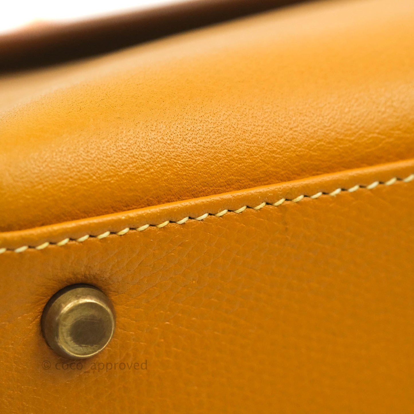 Hermès Vintage Kelly 28 Gold Epsom Gold Hardware