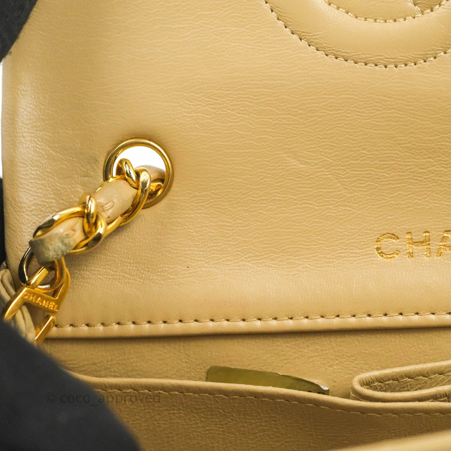 Chanel Vintage Small Single Full Flap Bag Beige Lambskin 24K Gold Hardware
