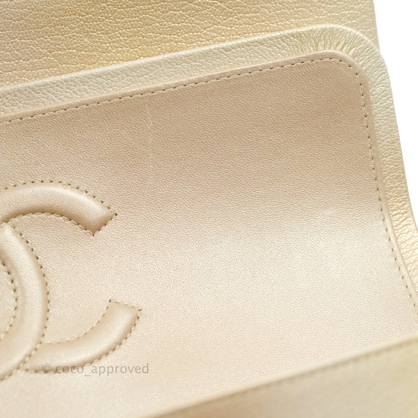 Chanel Classic Quilted M/L Medium Flap Ombre Metallic Goatskin Aged Gold Hardware