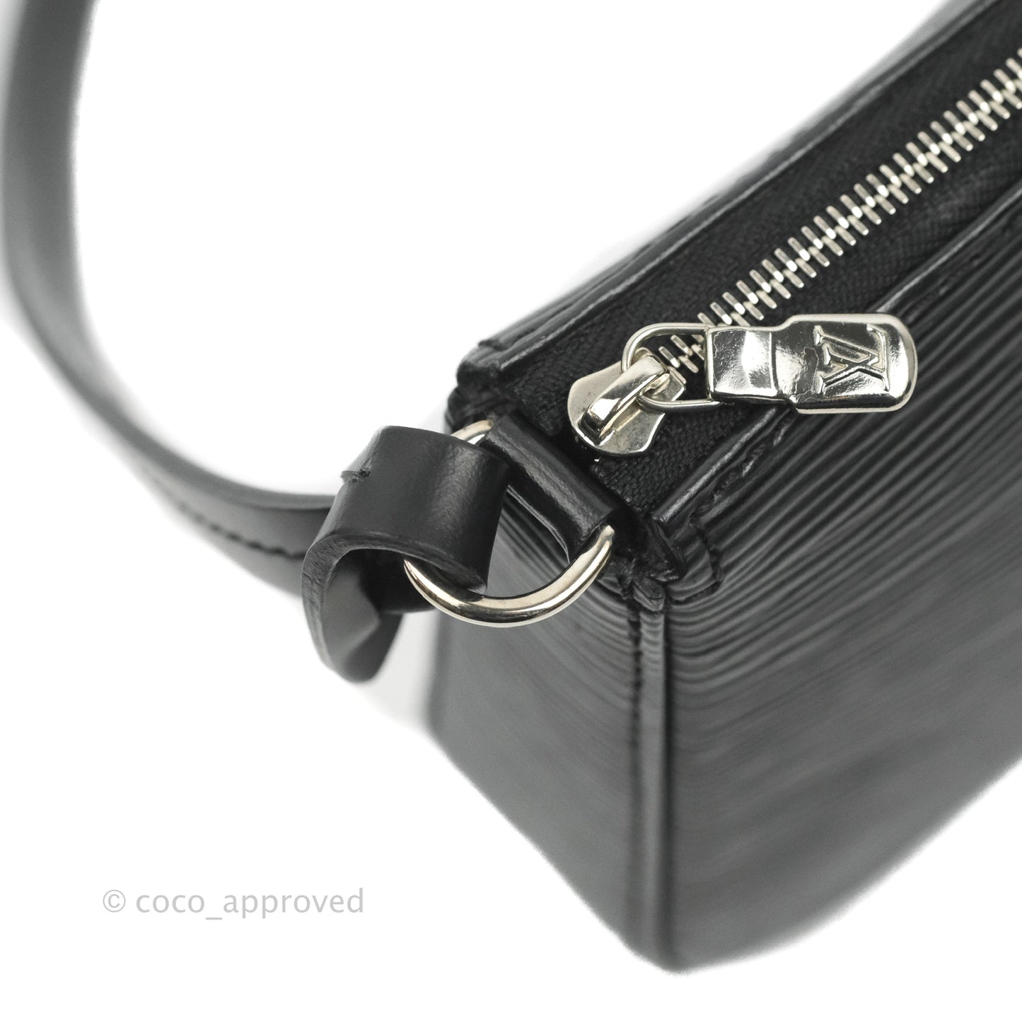 Louis Vuitton Epi Pochette Accessories NM Black