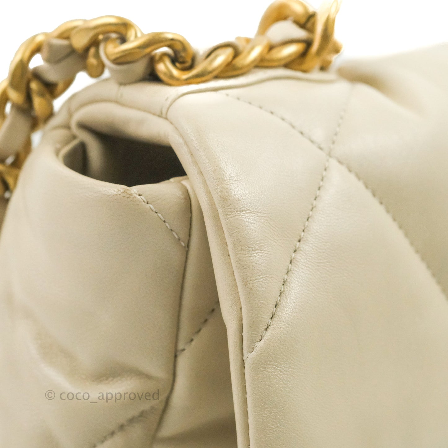 Chanel 19 Medium Ivory Mixed Hardware