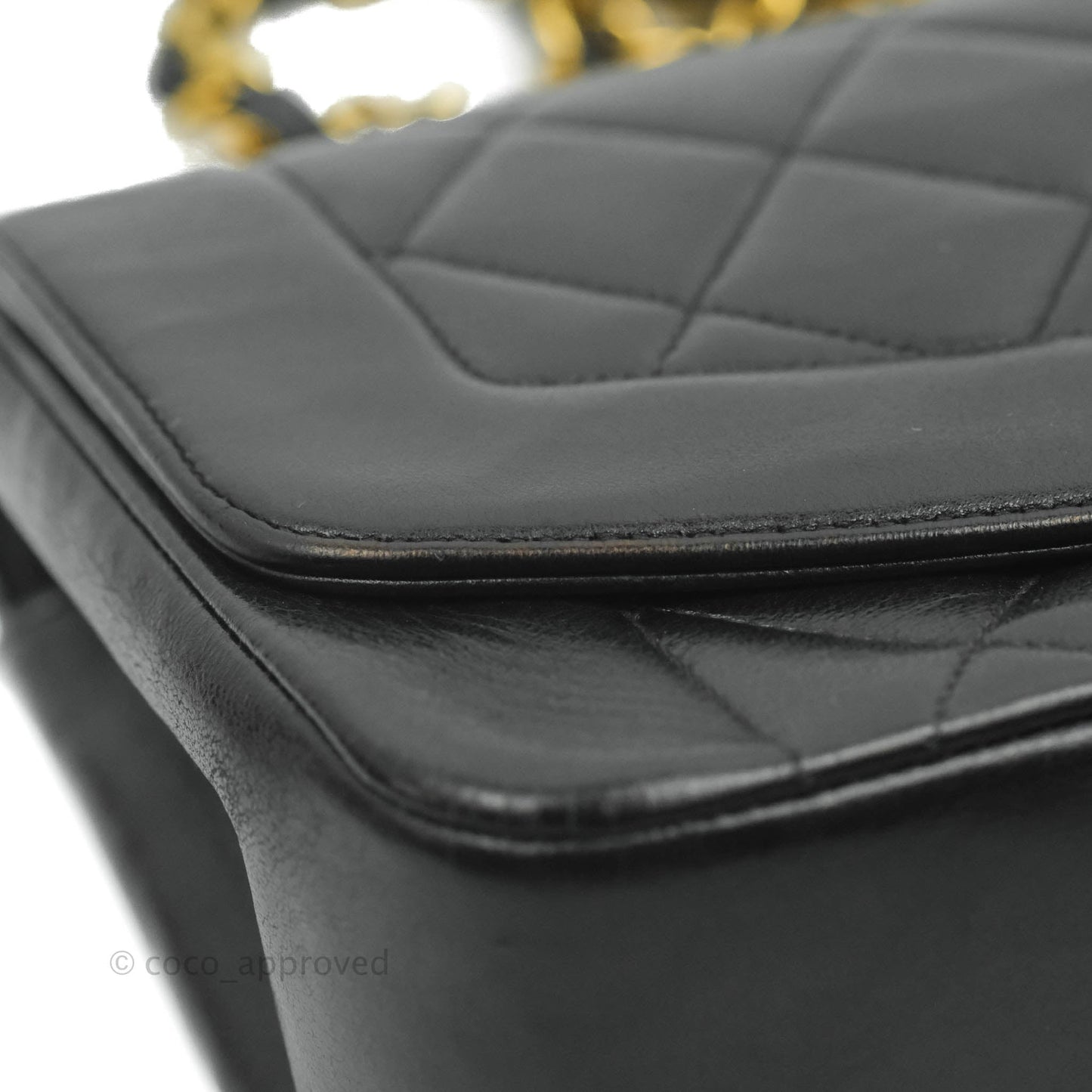 Chanel Black Quilted Lambskin Small Vintage Classic Diana Flap Bag
