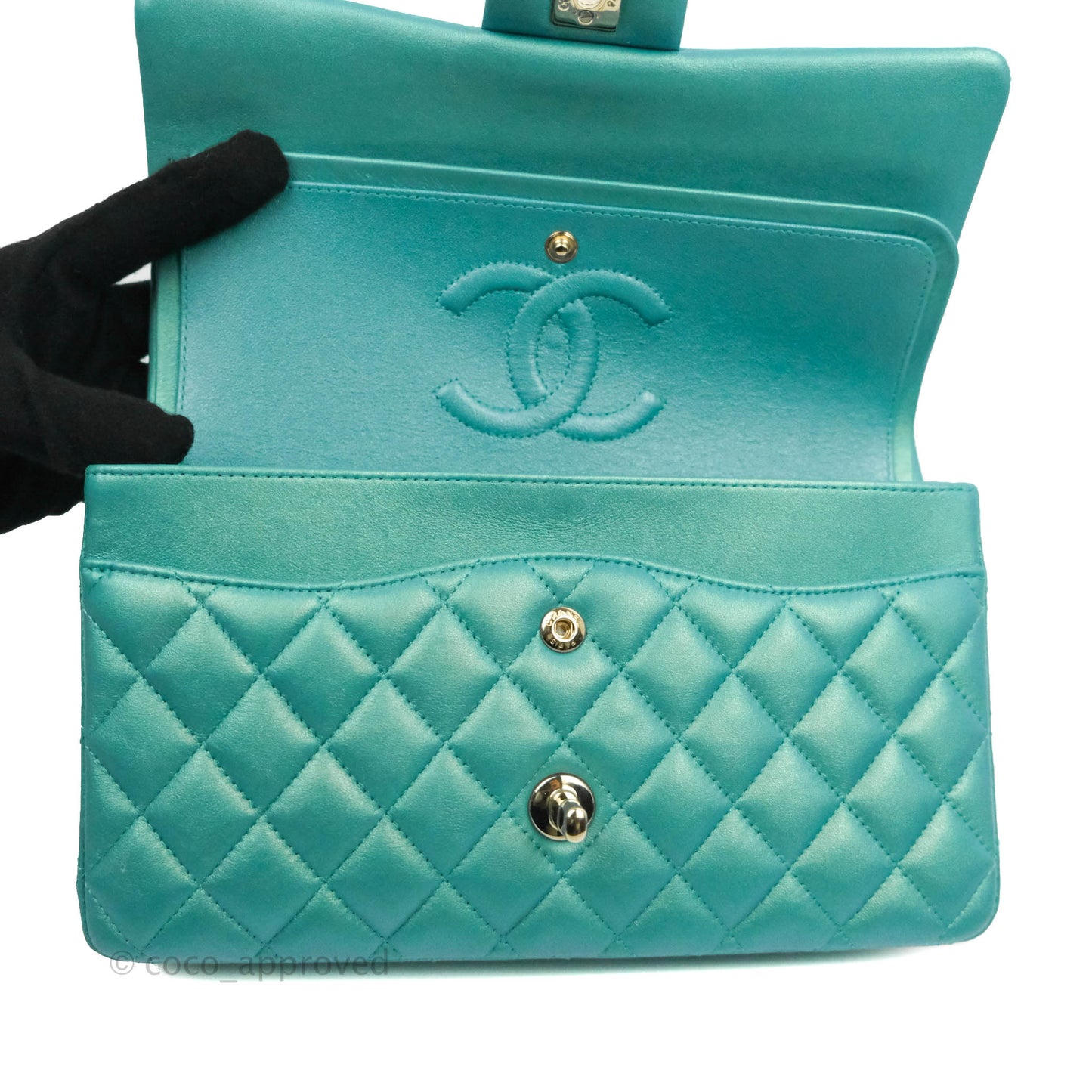 Chanel Classic M/L Medium Double Flap Iridescent Turquoise Calfskin Gold Hardware