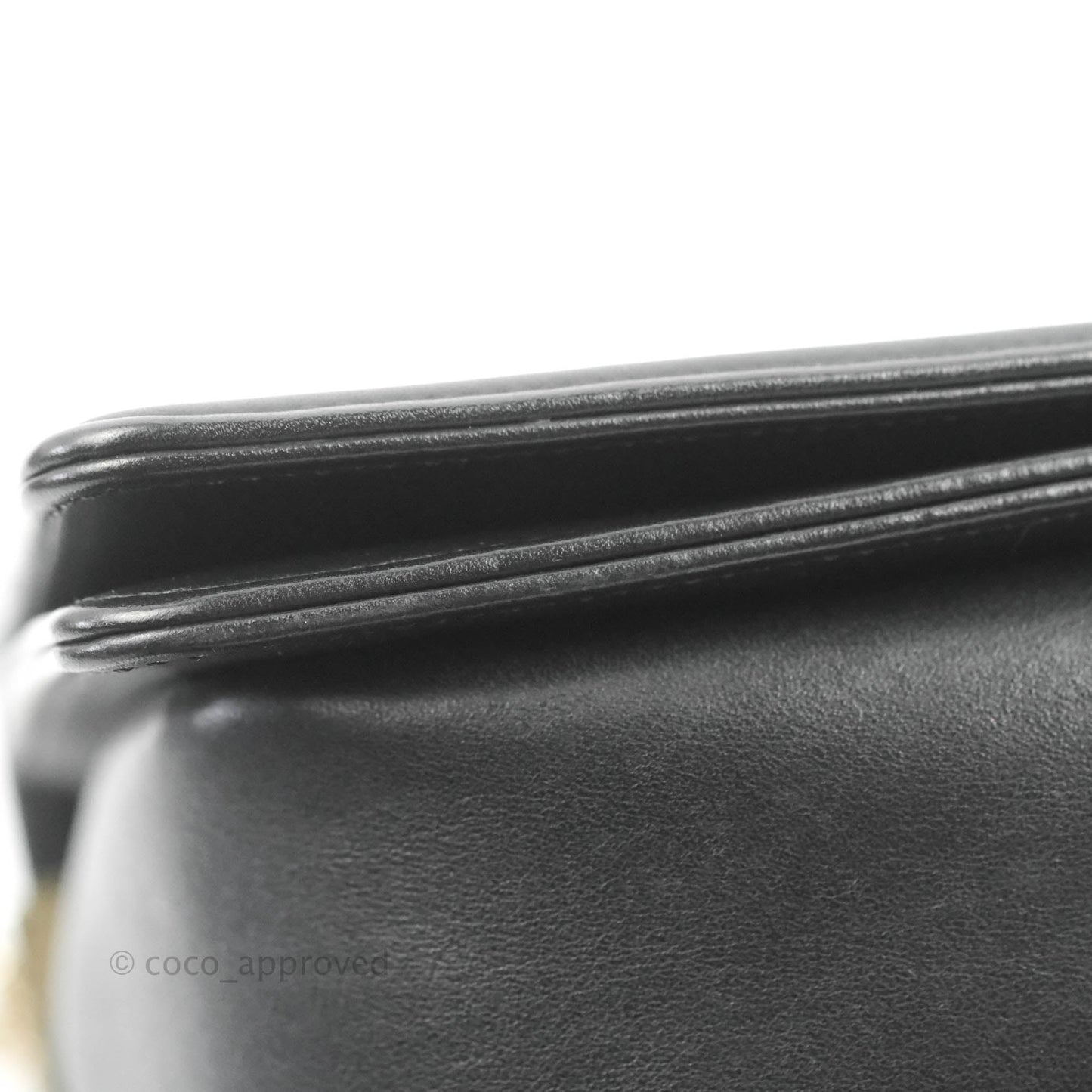 Chanel Chevron Medium Boy Black Calfskin Gold Hardware