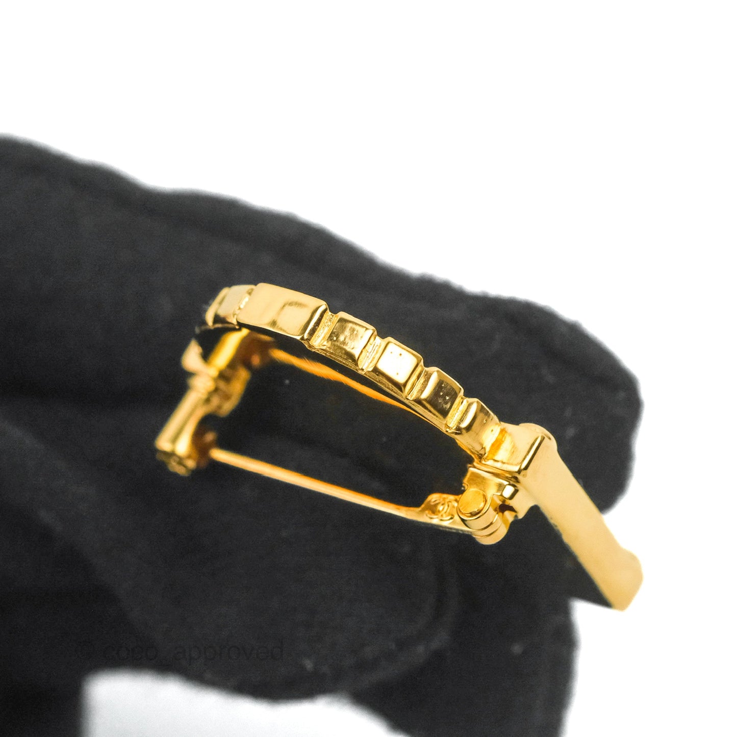 Chanel Rue Cambon Brooch Gold Tone 22A