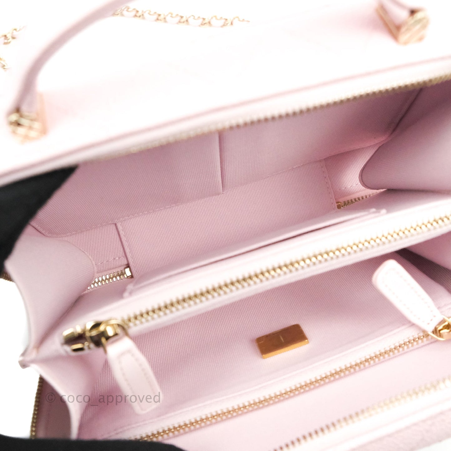 Chanel Quilted Top Handle Vanity Case Caviar Light Pink Gold Hardware