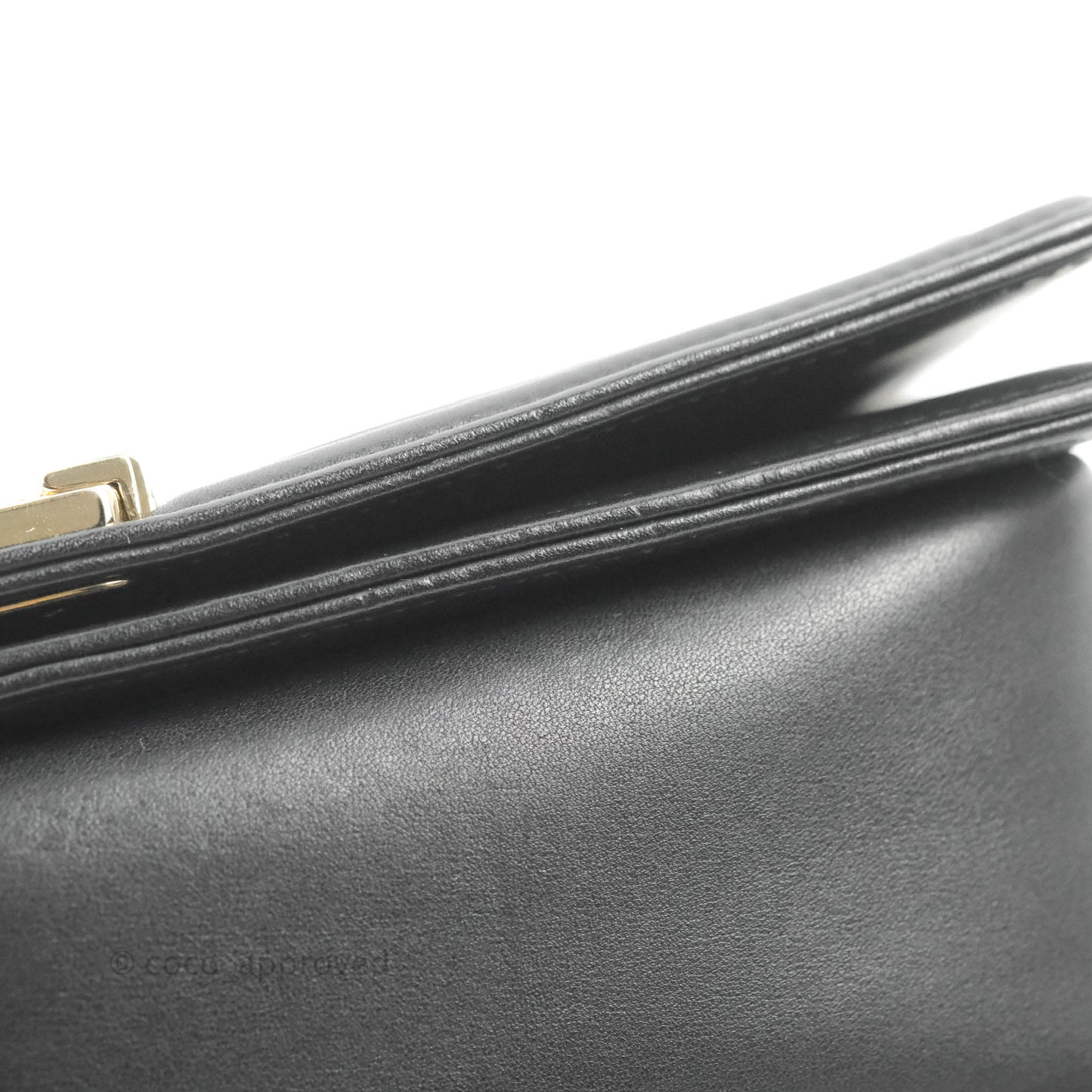 Chanel Chevron Medium Boy Black Calfskin Gold Hardware