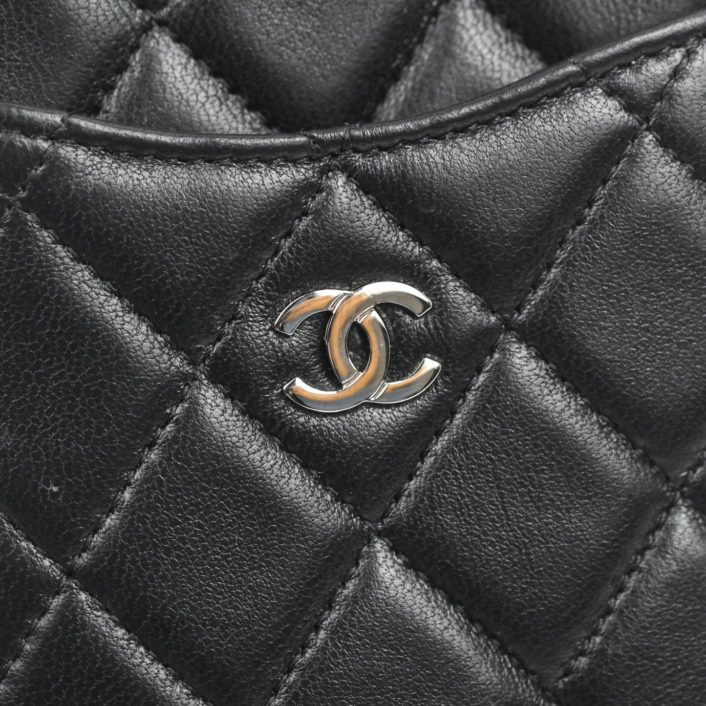 Chanel Black Lambskin Phone Holder Long Zip Wallet