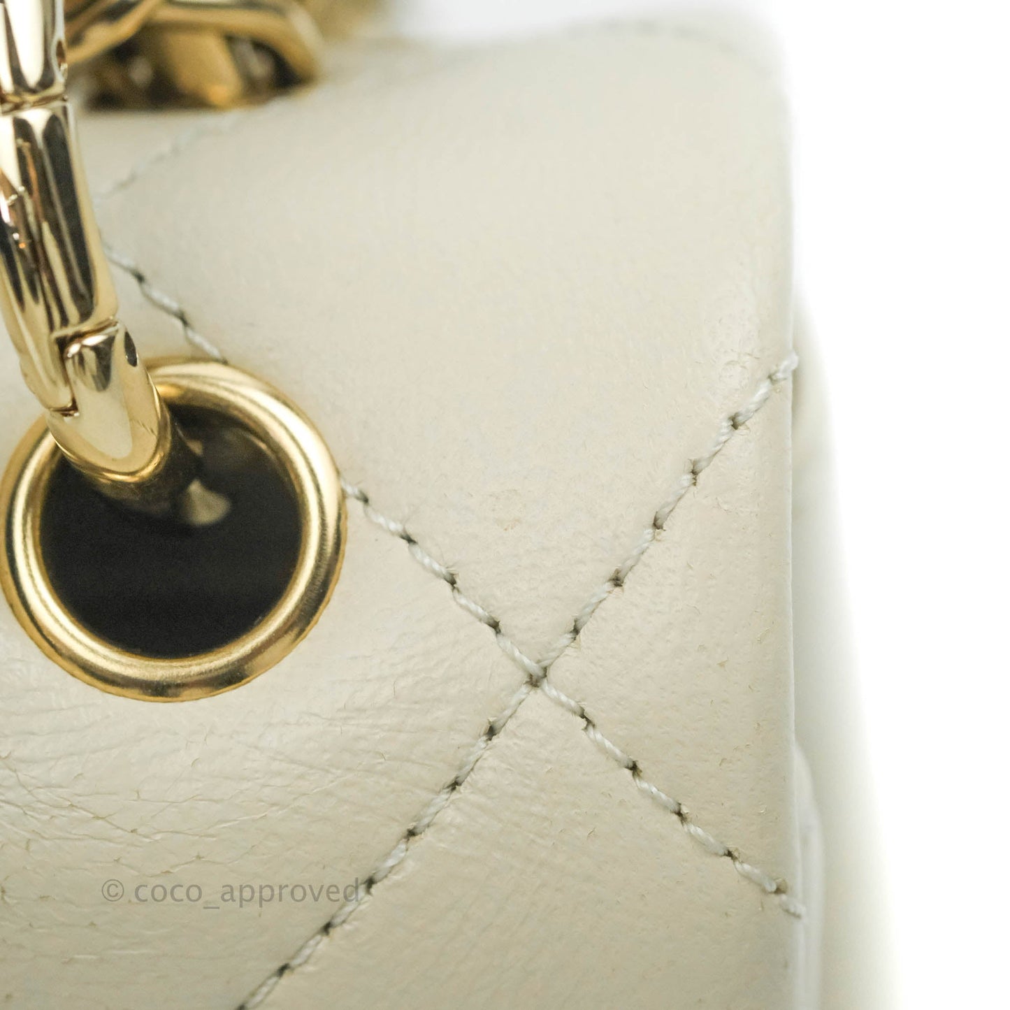 Chanel Flat Quilted Flap Bag Lambskin & Gold-Tone Ivory