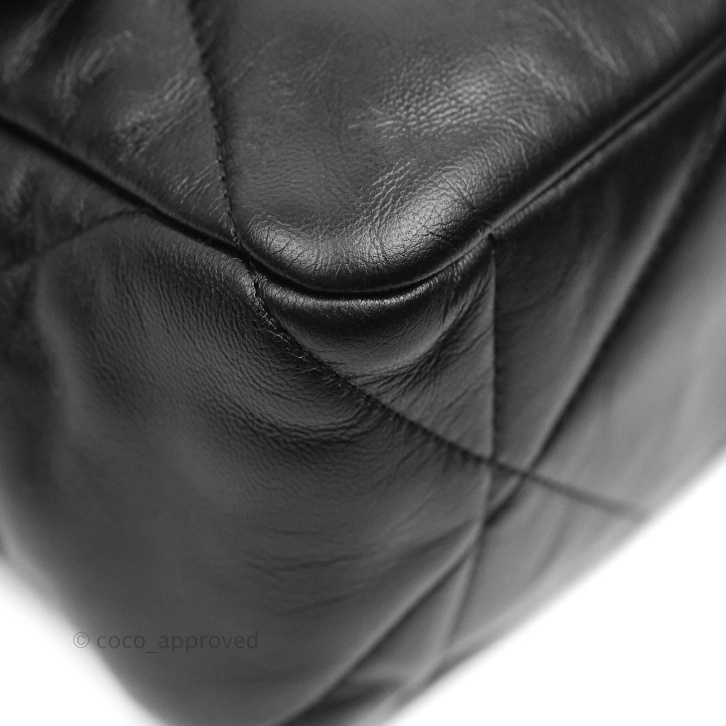 Chanel 19 Medium Black Goatskin Mixed Hardware