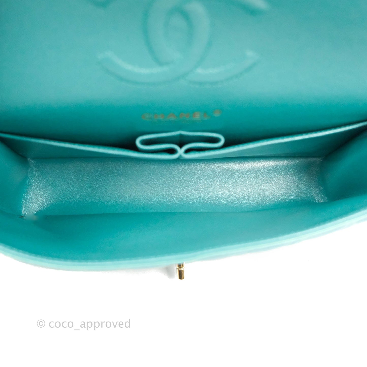 Chanel Classic M/L Medium Double Flap Iridescent Turquoise Calfskin Gold Hardware