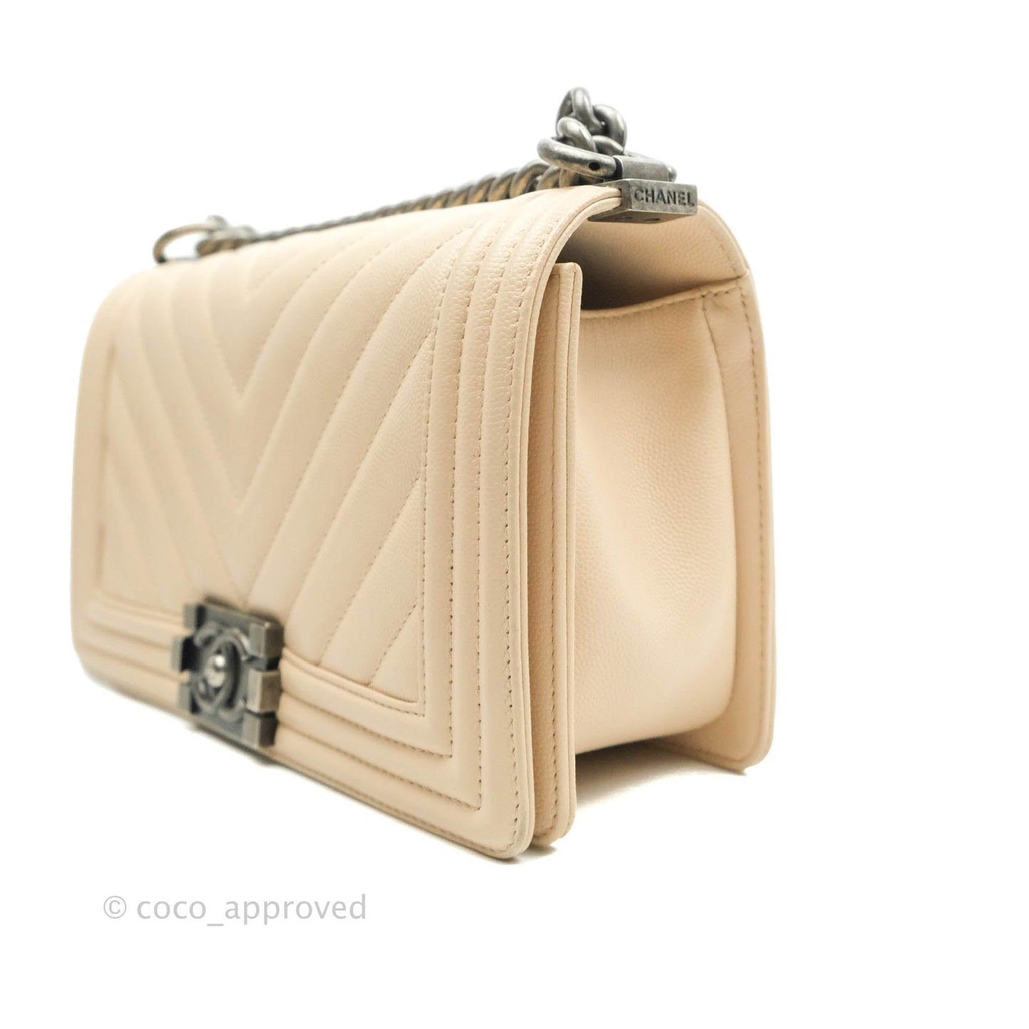Chanel Chevron Medium Boy Light Pink Beige Caviar Ruthenium Hardware