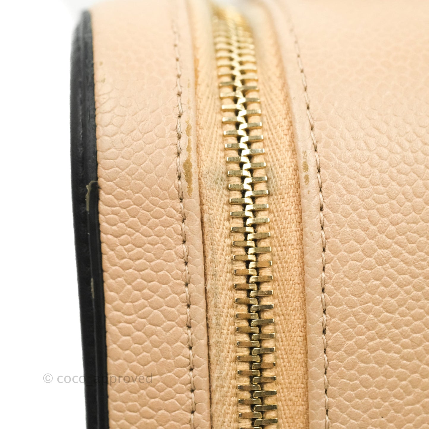 Chanel Quilted Medium CC Filigree Vanity Case Beige Caviar Aged Gold Hardware