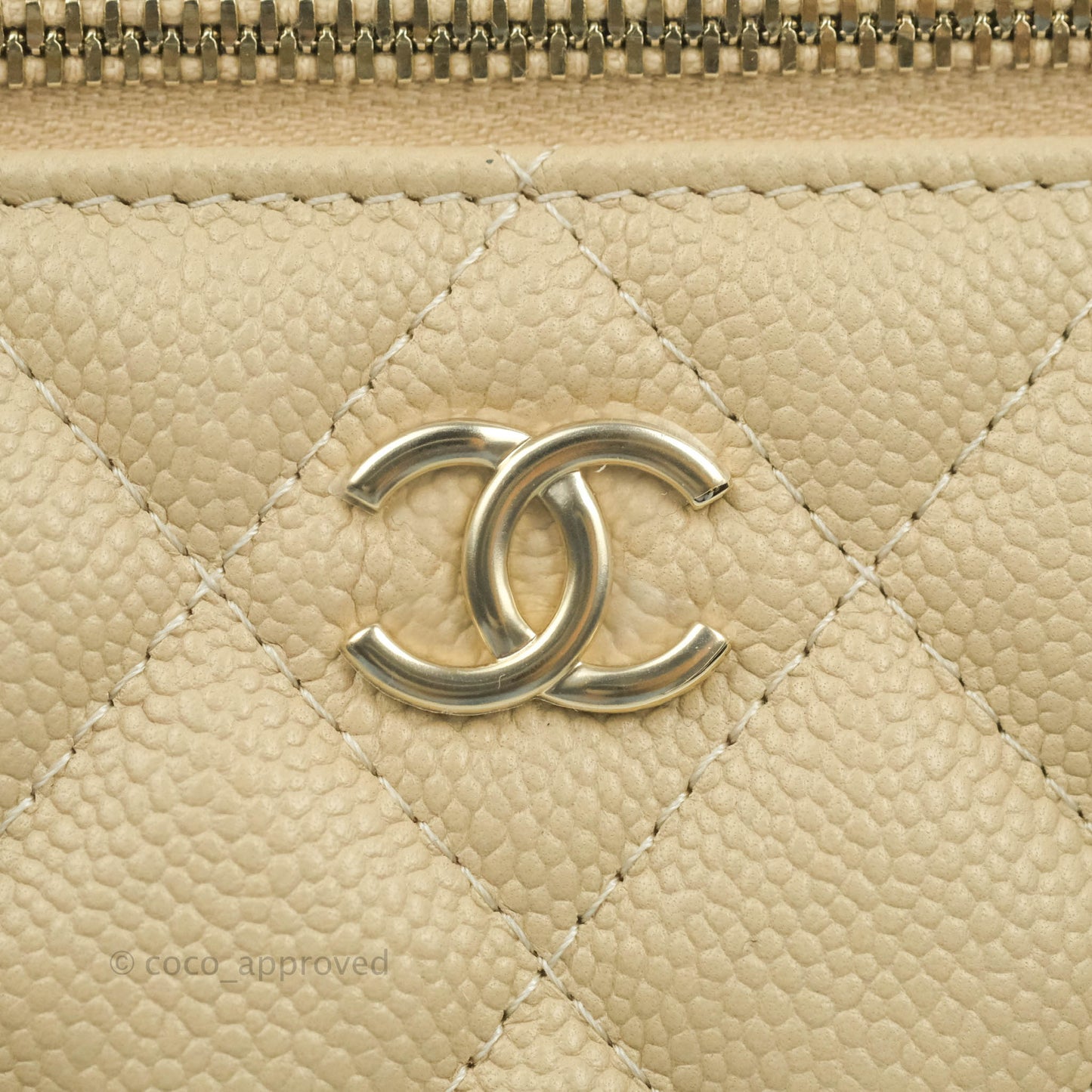 Chanel Vanity with CC Chain Light Beige Caviar Gold Hardware