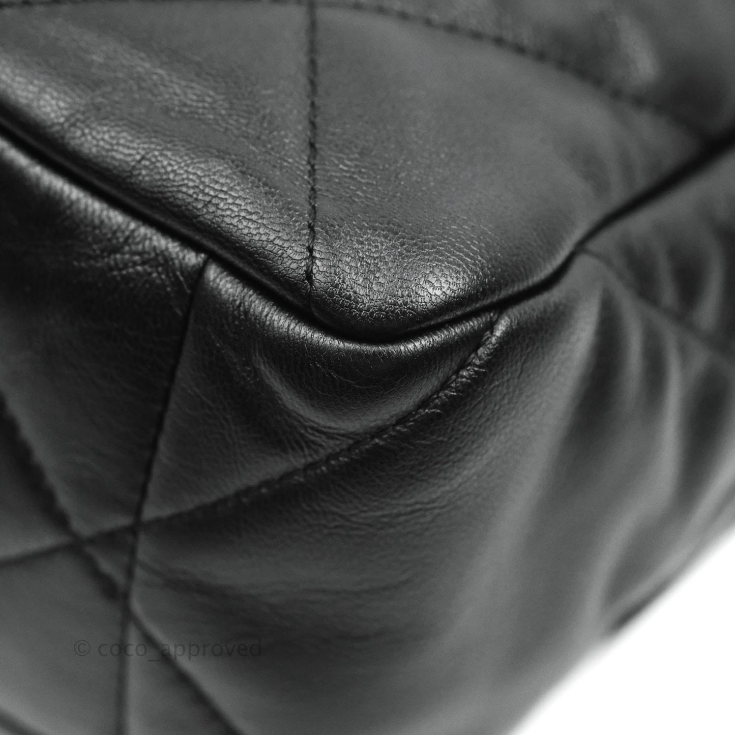 Chanel 19 Medium Black Goatskin Mixed Hardware