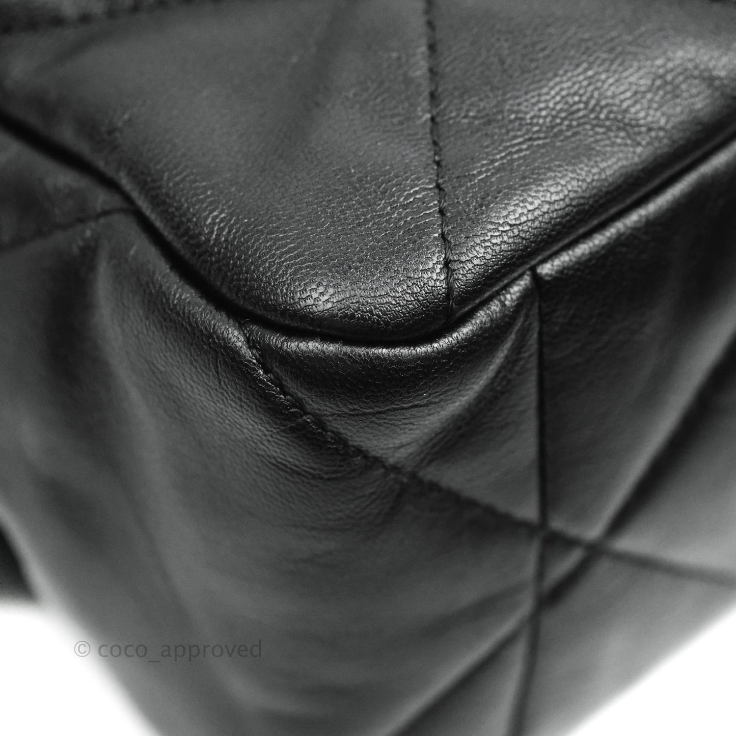 Chanel 19 Medium Black Goatskin Mixed Hardware