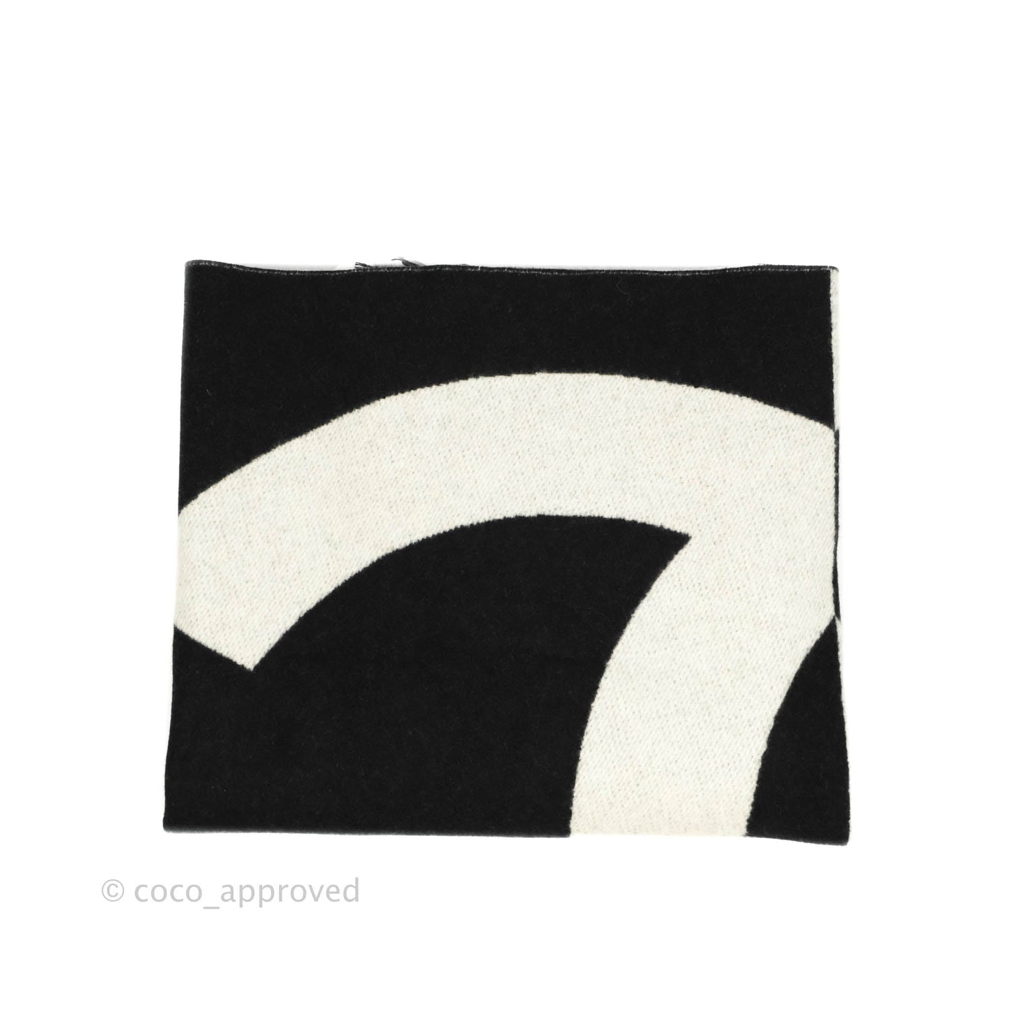 Chanel CC Black/White Cashmere Stole 21K