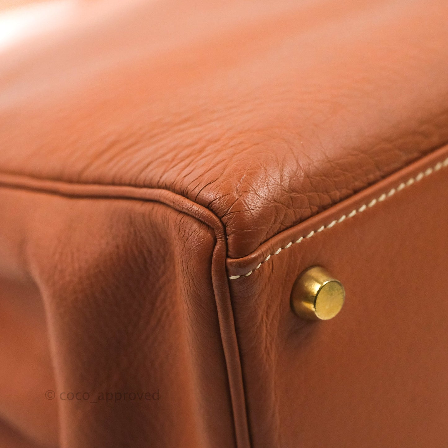 Hermès Kelly 32 Retourne Gold Clemence Gold Hardware