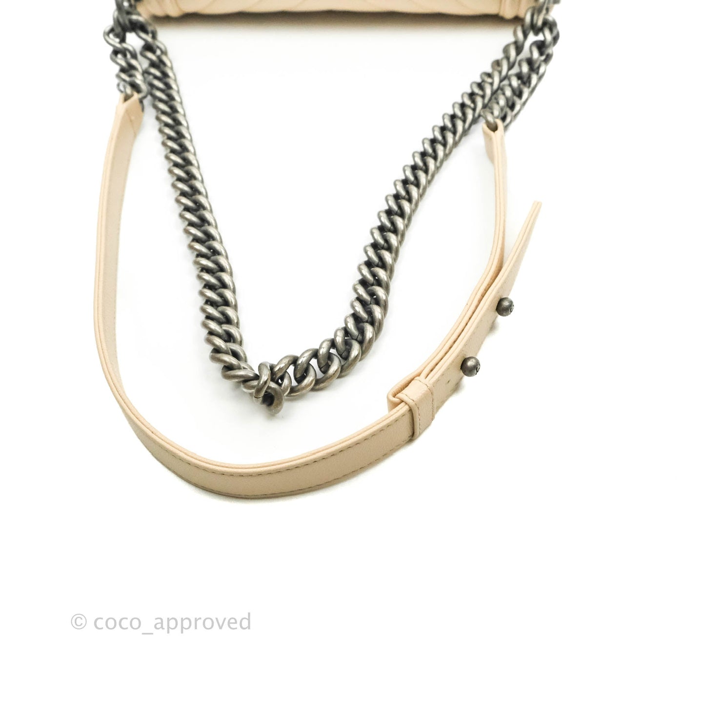Chanel Chevron Medium Boy Light Pink Beige Caviar Ruthenium Hardware