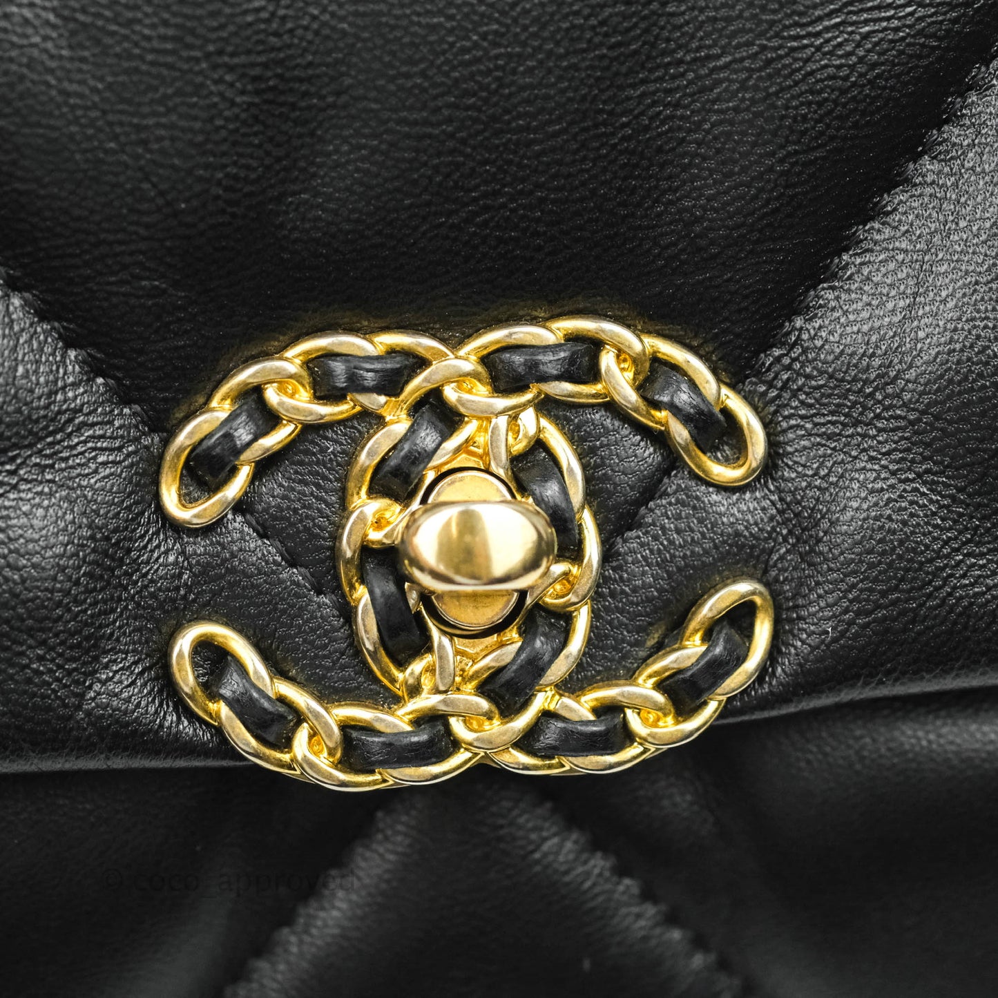 Chanel 19 Medium Black Goatskin Mixed Hardware