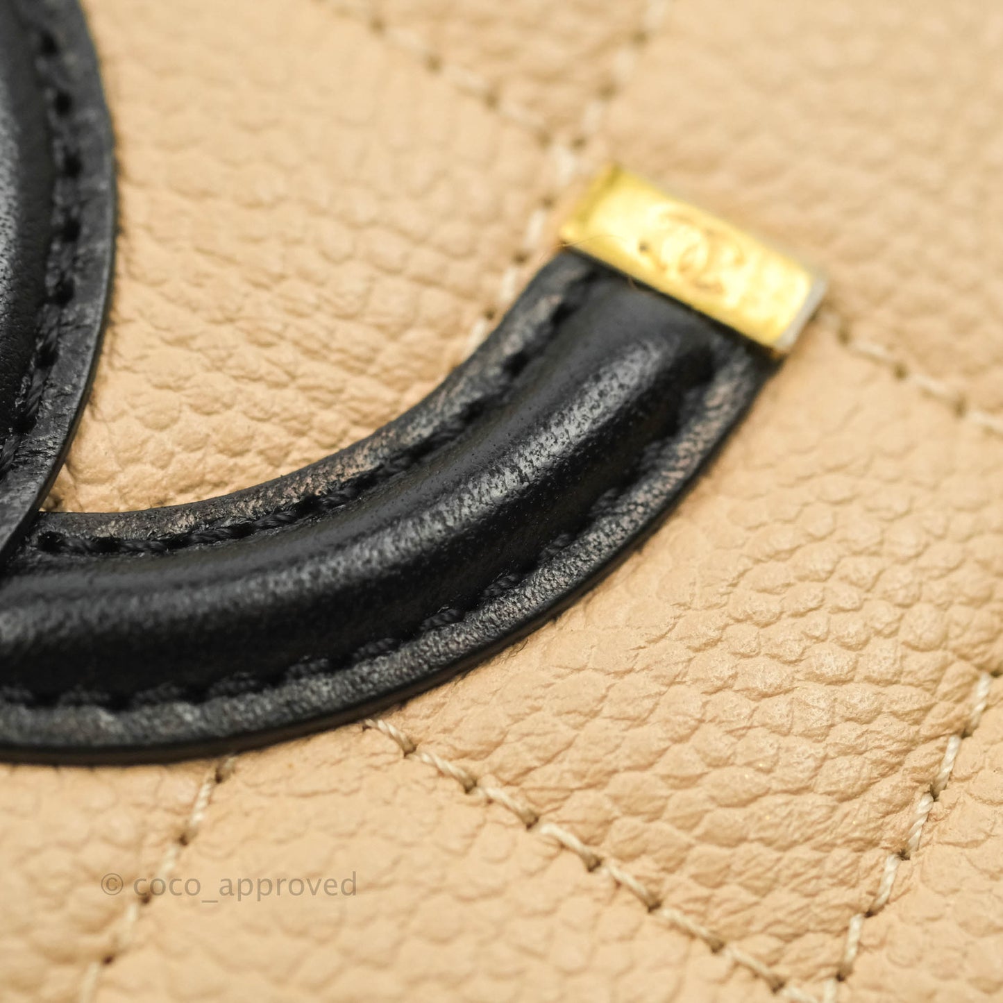 Chanel Quilted Medium CC Filigree Vanity Case Beige Caviar Gold Hardware
