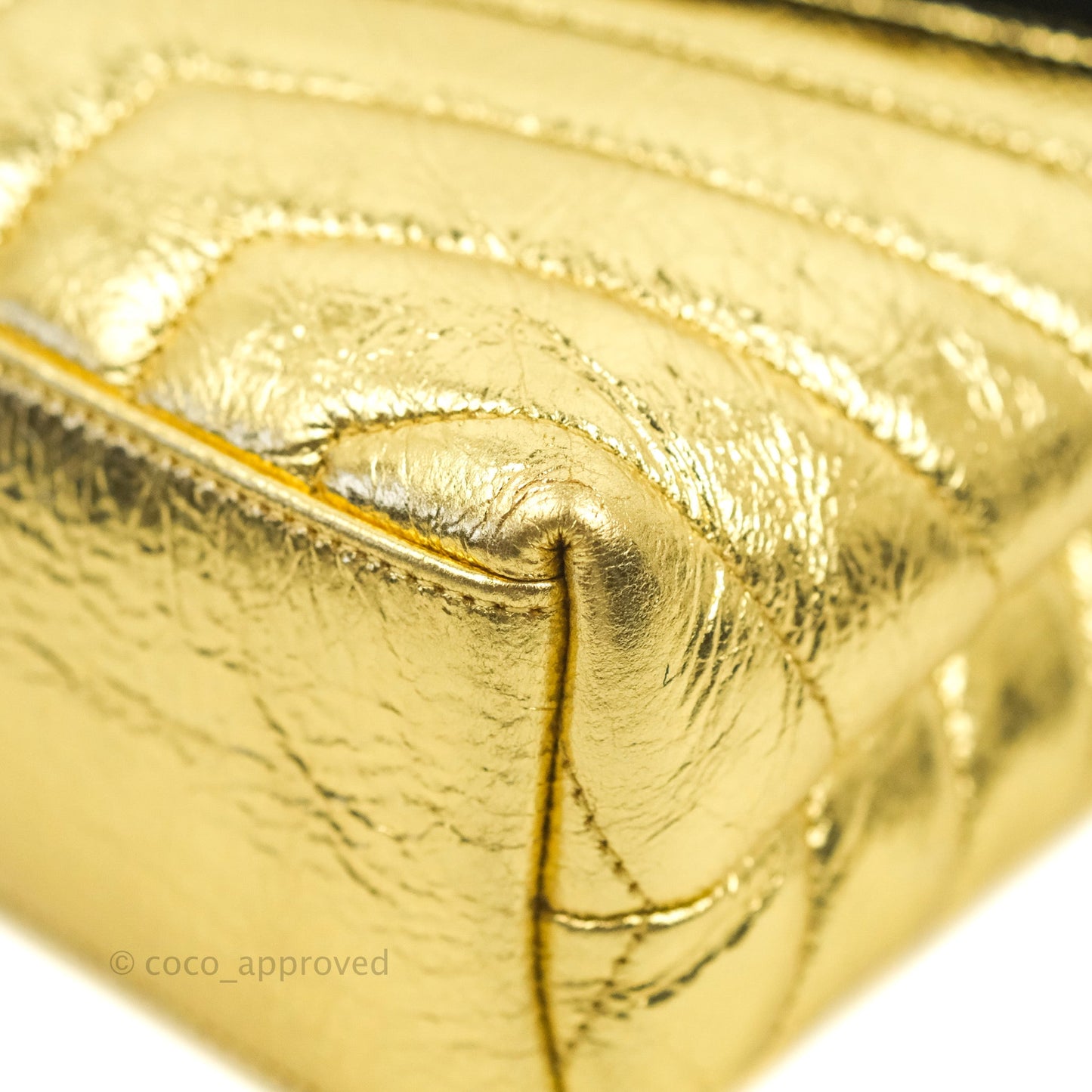Saint Laurent Loulou Small Bag Metallic Gold Gold Hardware