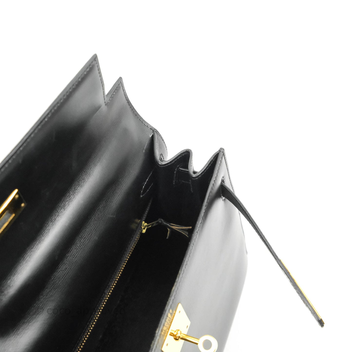 Hermès Kelly 28 Vintage Sellier Black Box Leather Gold Hardware
