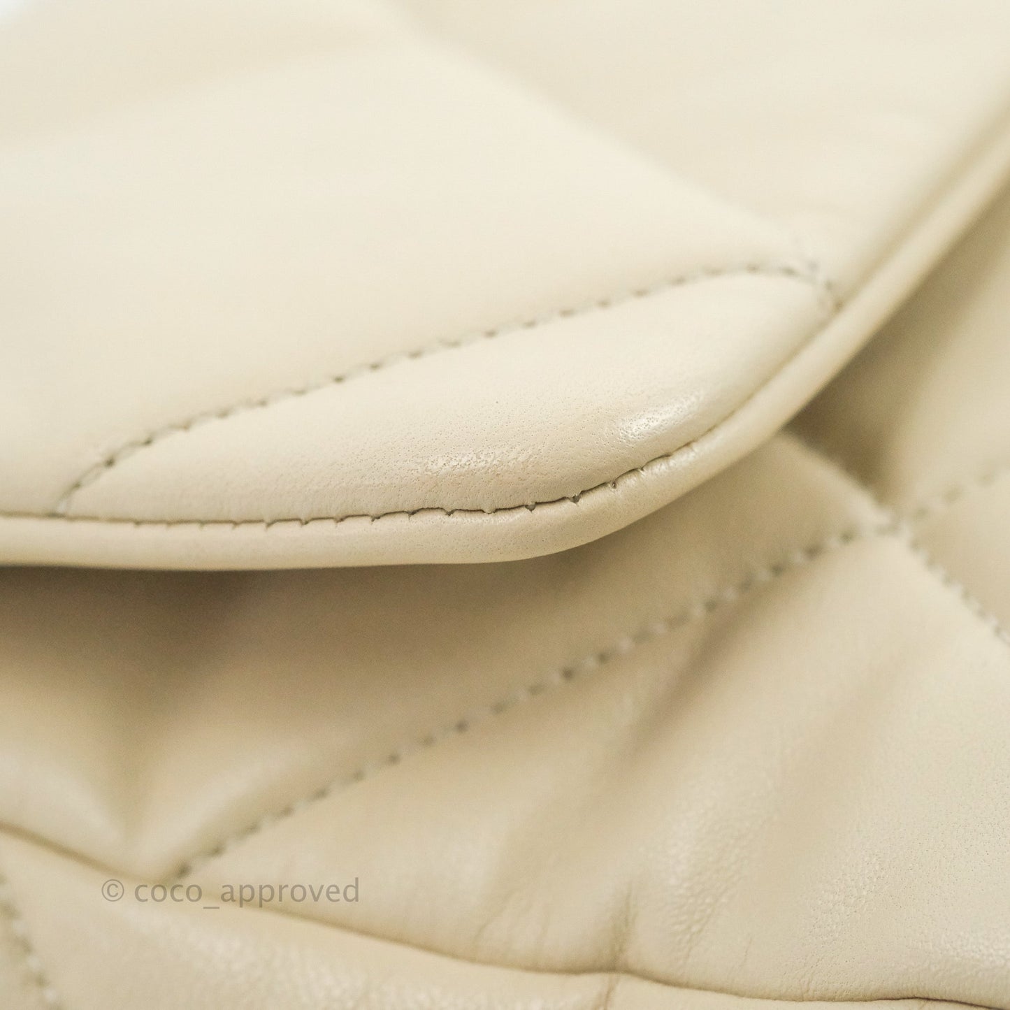 Chanel 19 Medium Ivory Mixed Hardware
