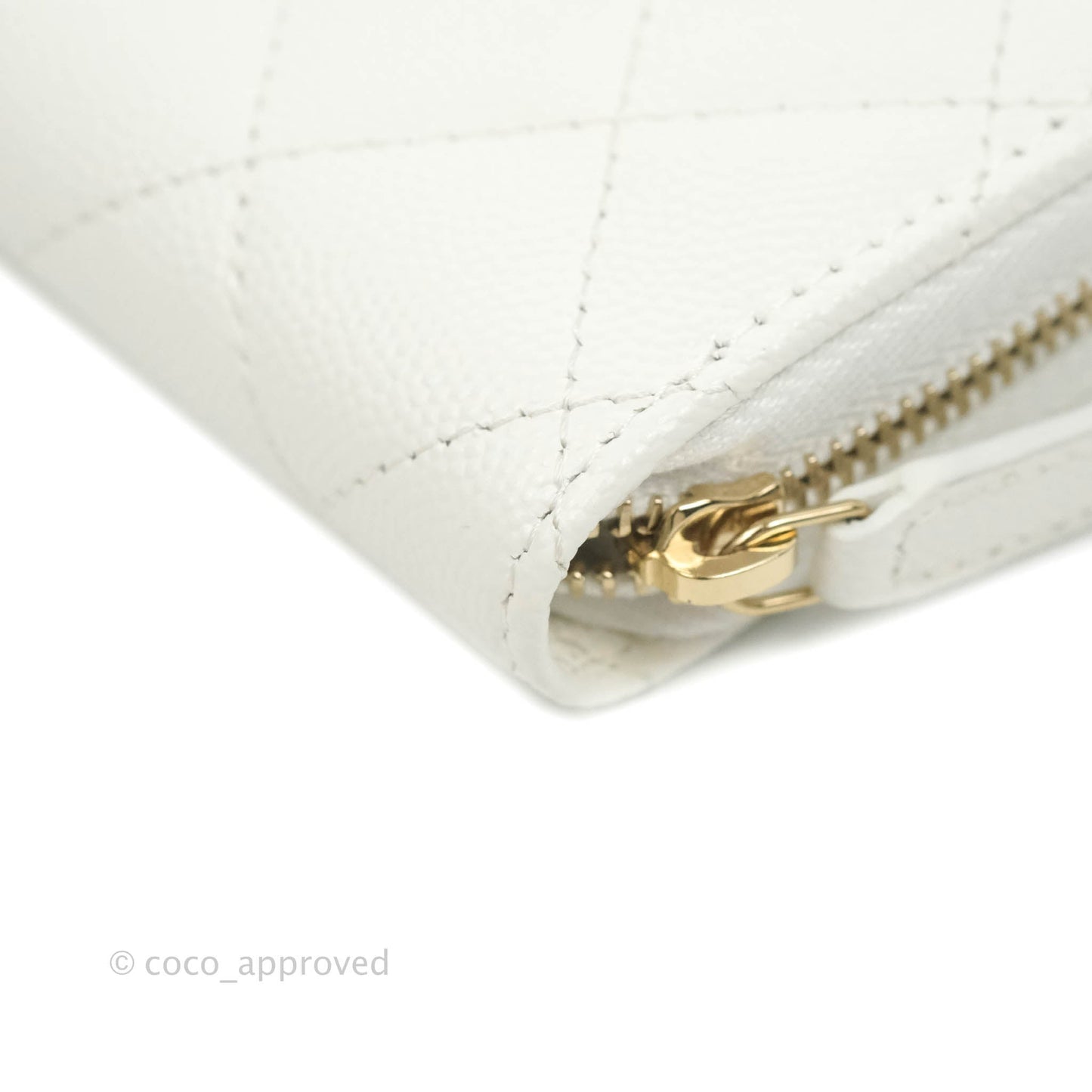 Chanel Classic Zipped Coin Purse White Caviar Gold Hardware