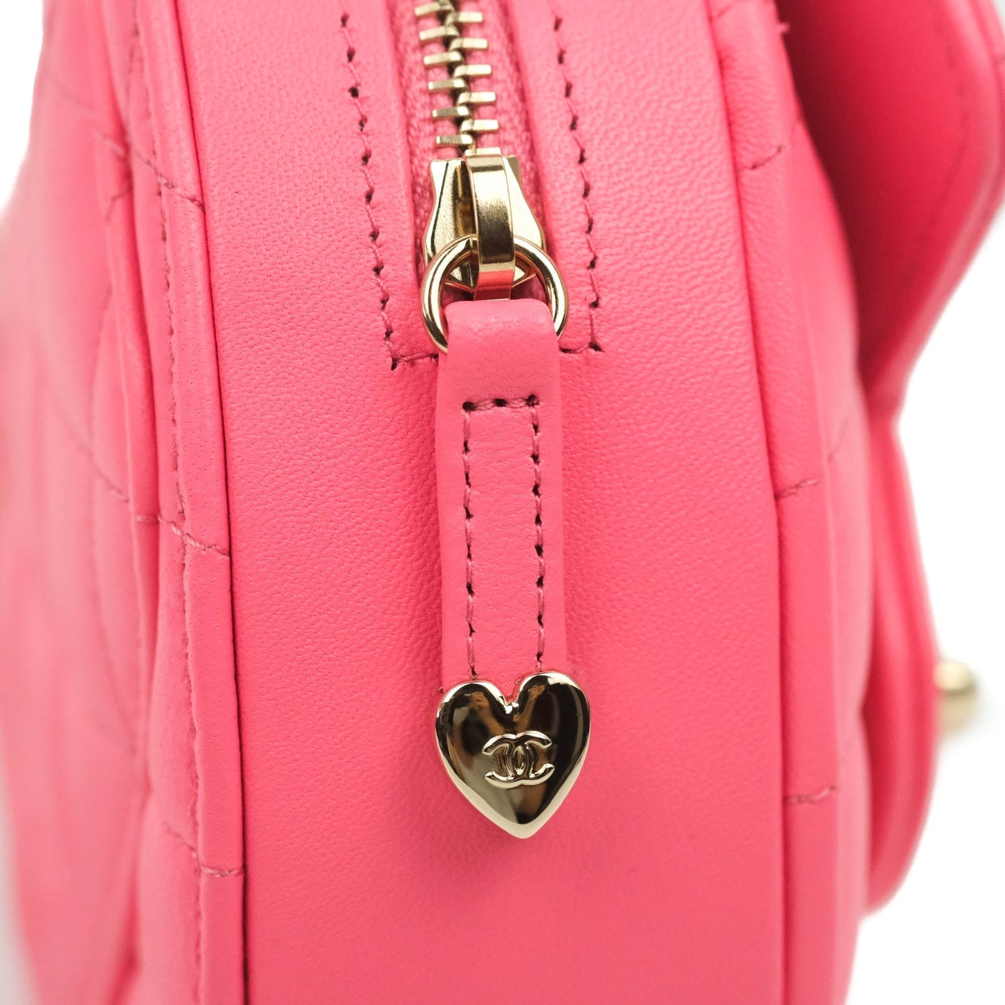 Chanel Small Heart Bag Pink Lambskin Gold Hardware 22S