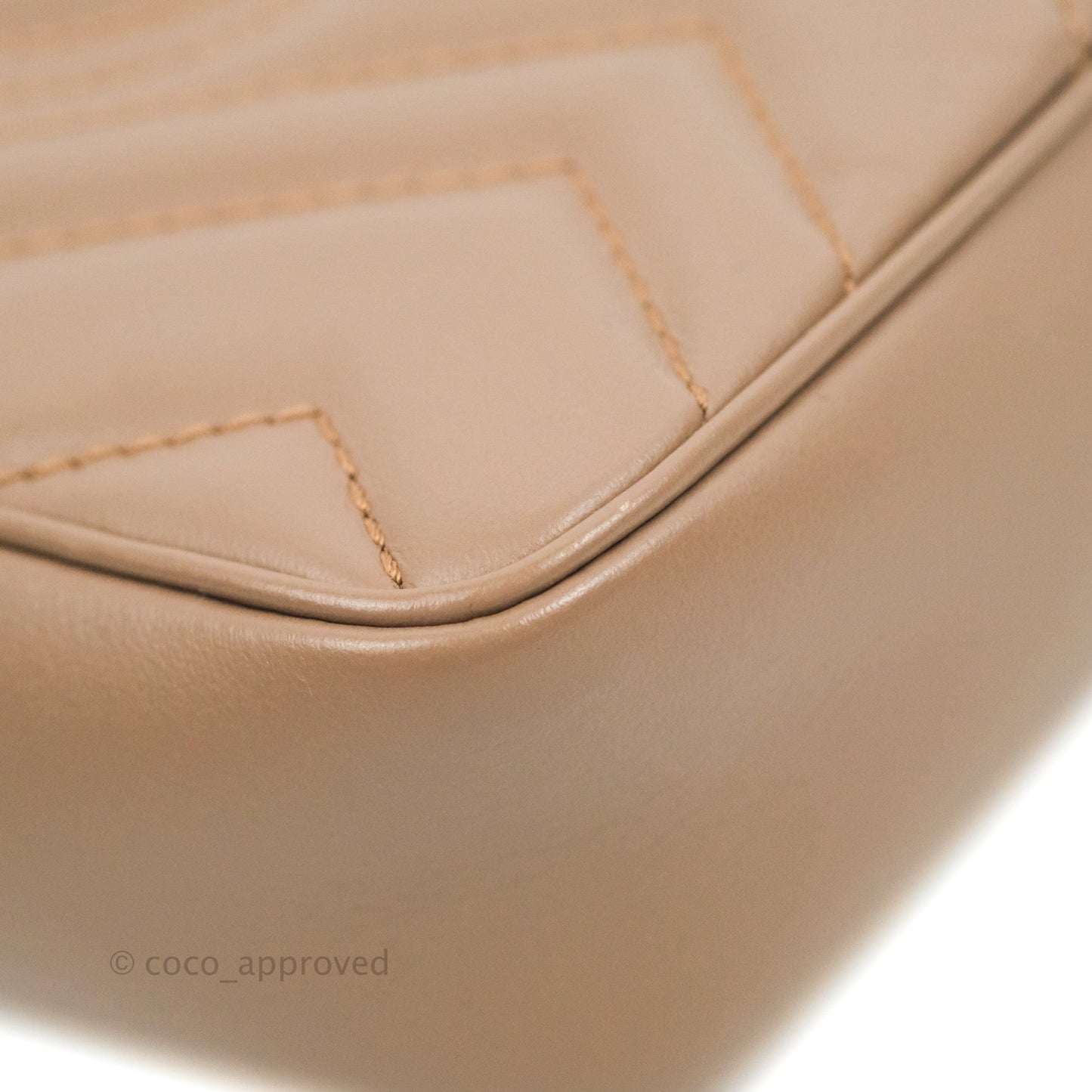 Gucci GG Marmont Matelassé Leather Super Mini Bag Dusty Pink