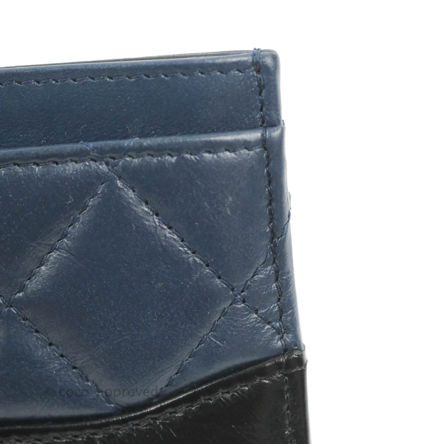 Chanel Gabrielle Flat Card Holder Navy Black Calfskin Gold Hardware