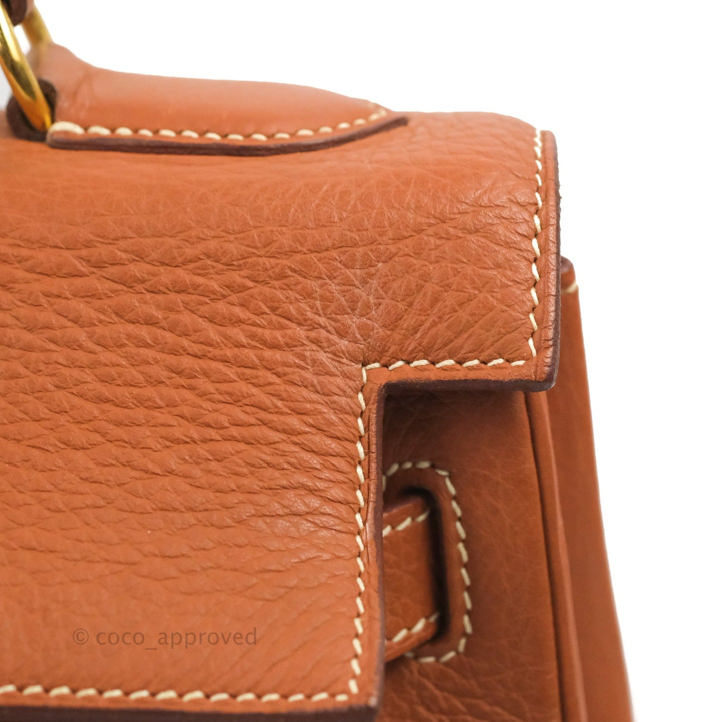 Hermès Kelly 32 Retourne Gold Clemence Gold Hardware