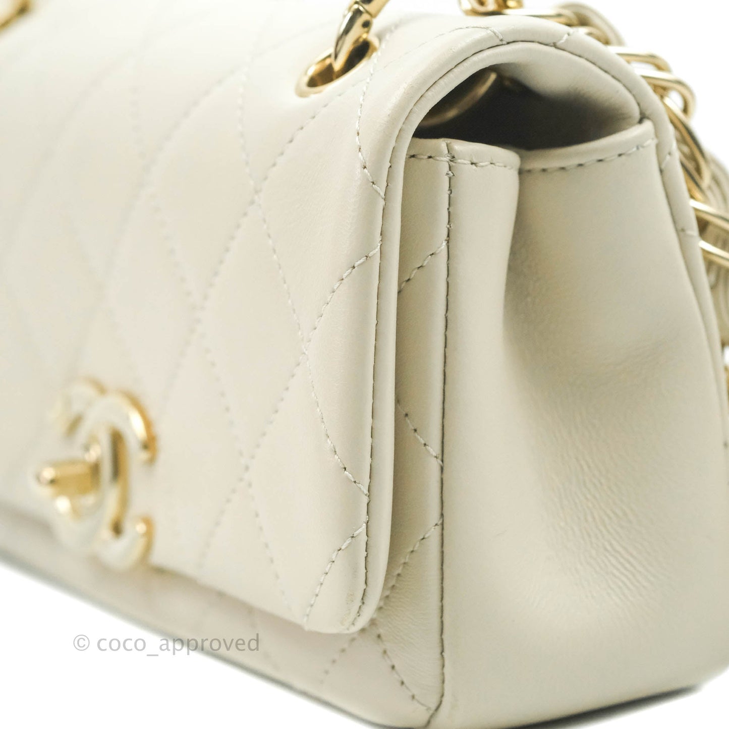Chanel Flat Quilted Flap Bag Lambskin & Gold-Tone Ivory