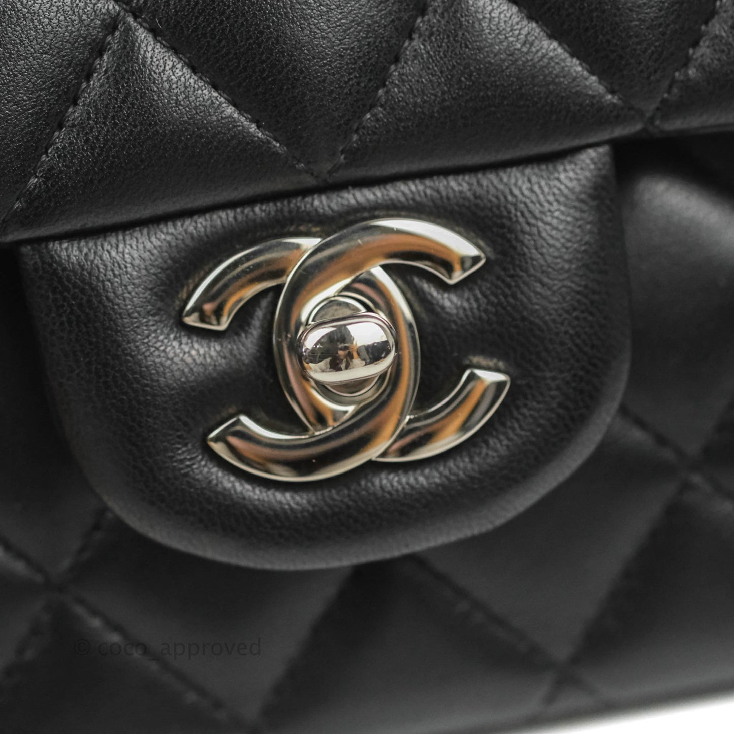 Chanel Classic M/L Medium Flap Quilted Black Lambskin Silver Hardware
