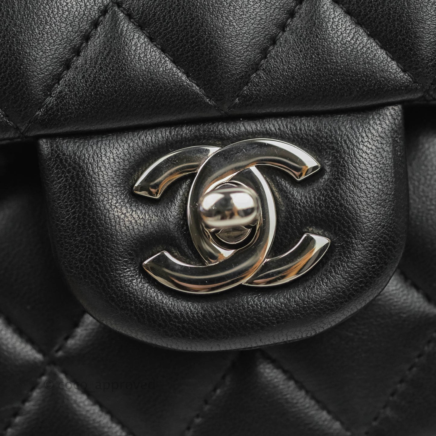 Chanel Classic M/L Medium Flap Quilted Black Lambskin Silver Hardware