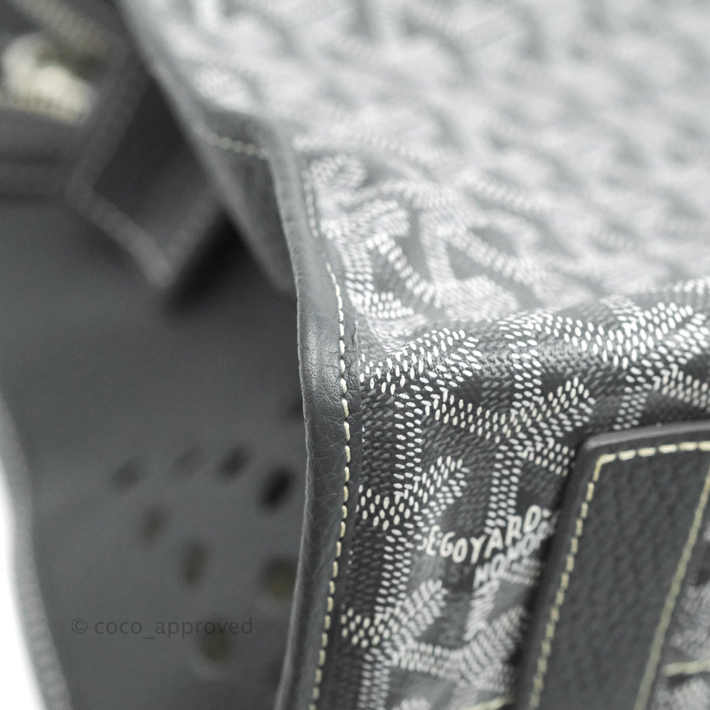 Goyard Goyardine Grey Sac Hardy PM