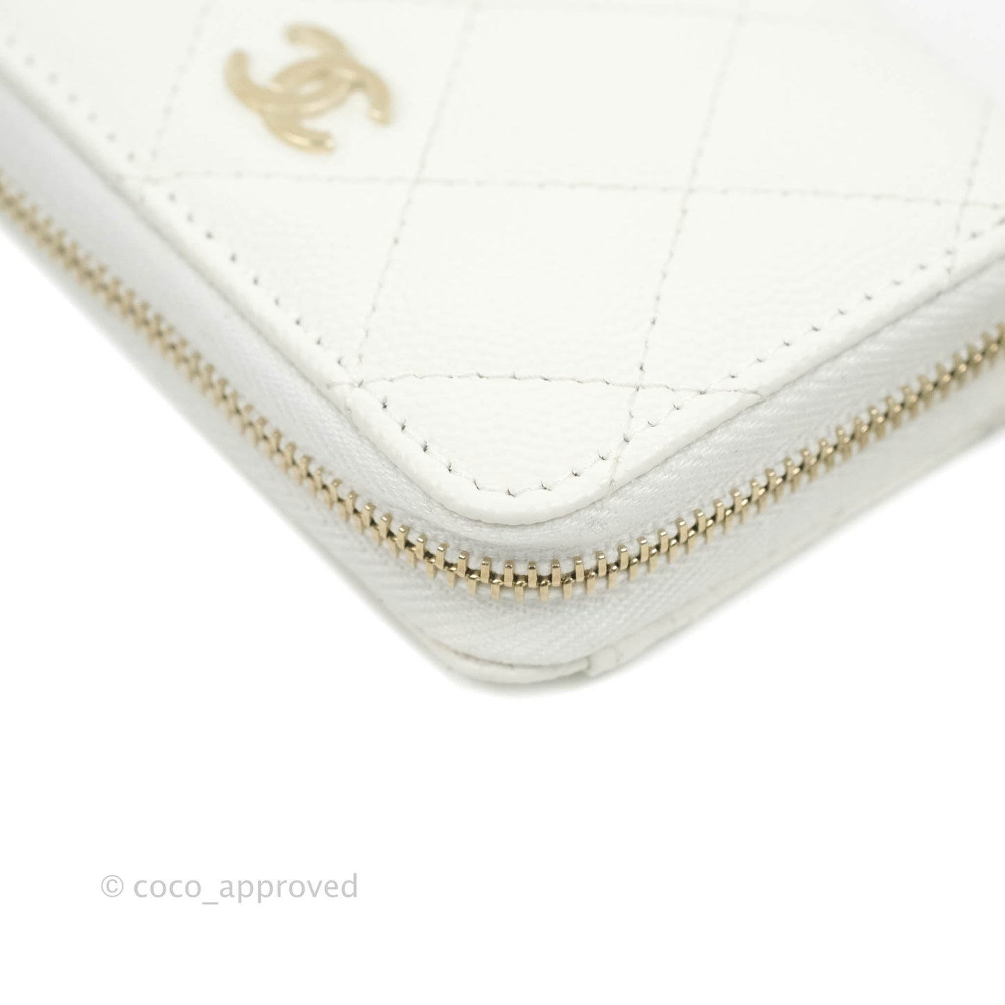 Chanel Classic Zipped Coin Purse White Caviar Gold Hardware